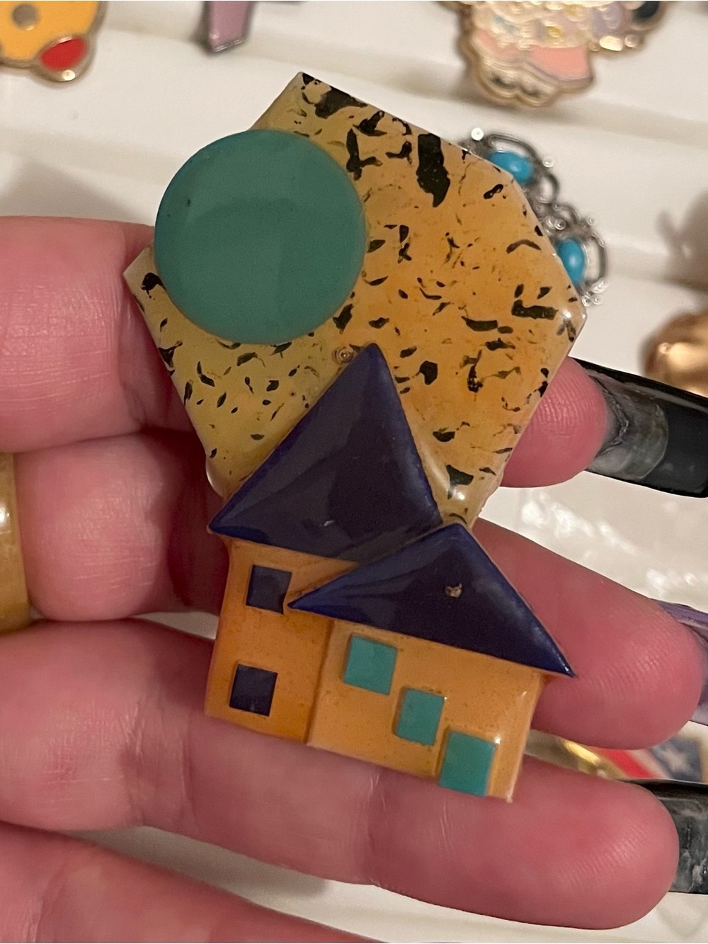 By Lucinda Yates brooch